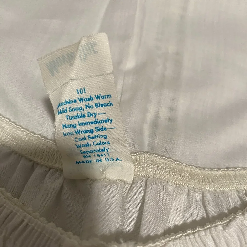 Vintage, Cotton Slip. Brand is Movie star. Small. - Picture 6 of 6